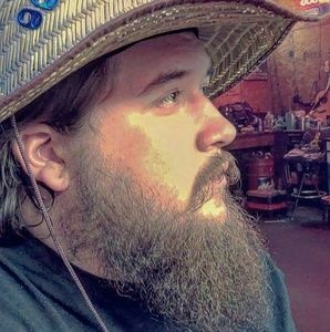 Meet your Posher, Joshua